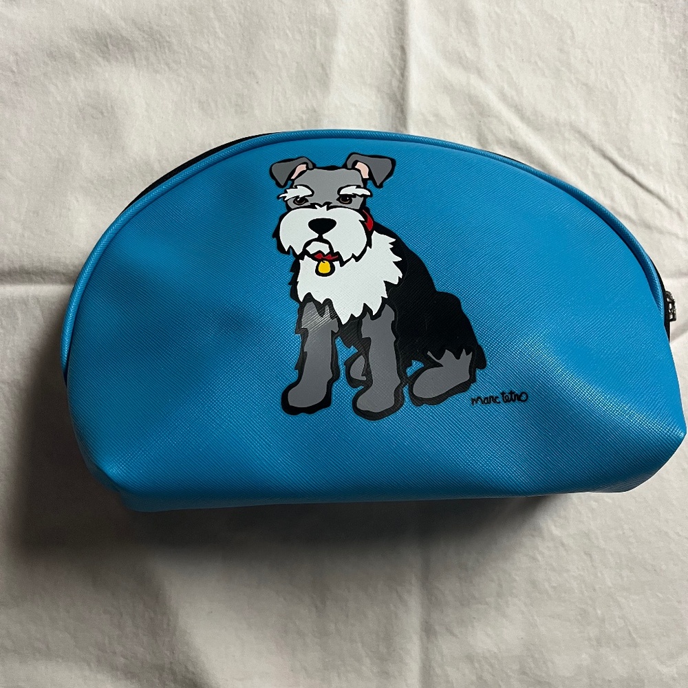 Marc tetro pouch